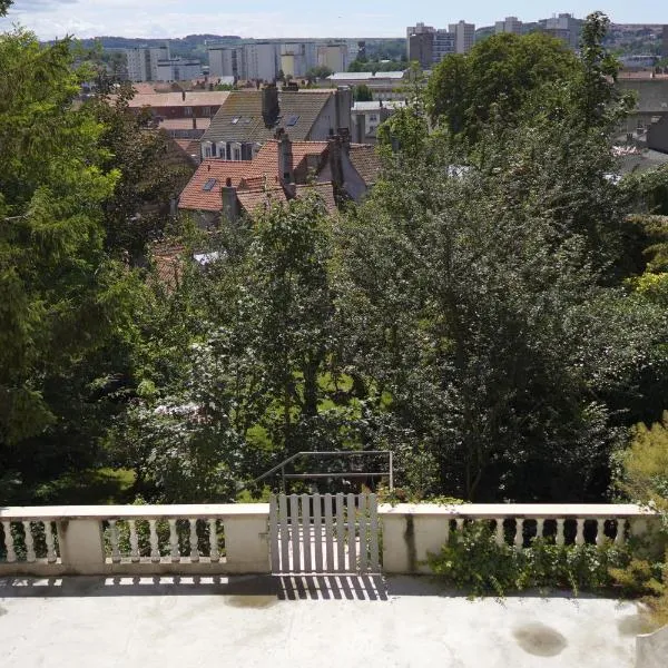 Appartement Cosy et Lumineux idéalement placé: Boulogne-sur-Mer şehrinde bir otel