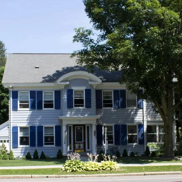 Splendor Inn Bed & Breakfast, hotel di Sherburne