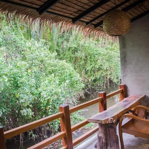 Ruean Thai Nai Bang by PANSAK Resort, hotel v destinaci Surat Thani