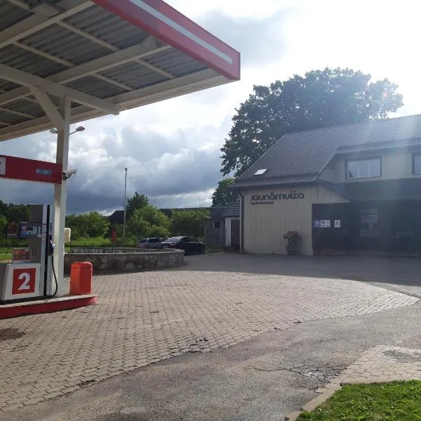 Jaunāmuiža Apartamenti, hotel en Valmiera