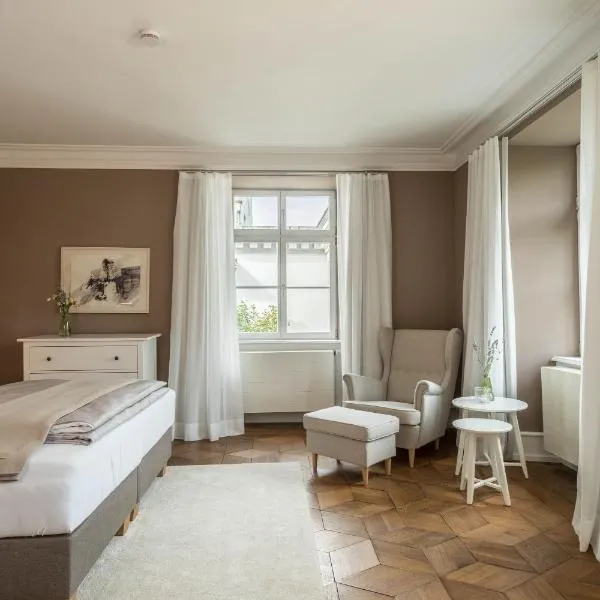 Schloss Kirchberg - Rosé, hotel v destinaci Immenstaad am Bodensee