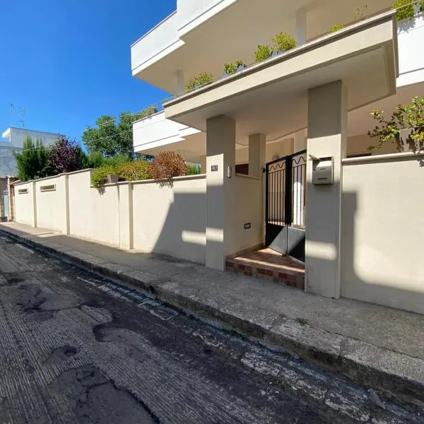 CASA GARIBALDI 162, hotel v destinácii Leverano