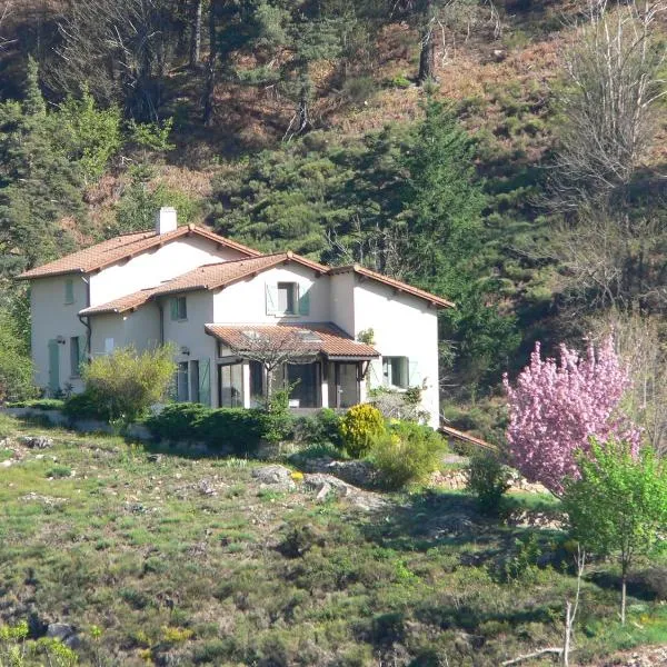 Nature sud Malpas, hotel en Nonières