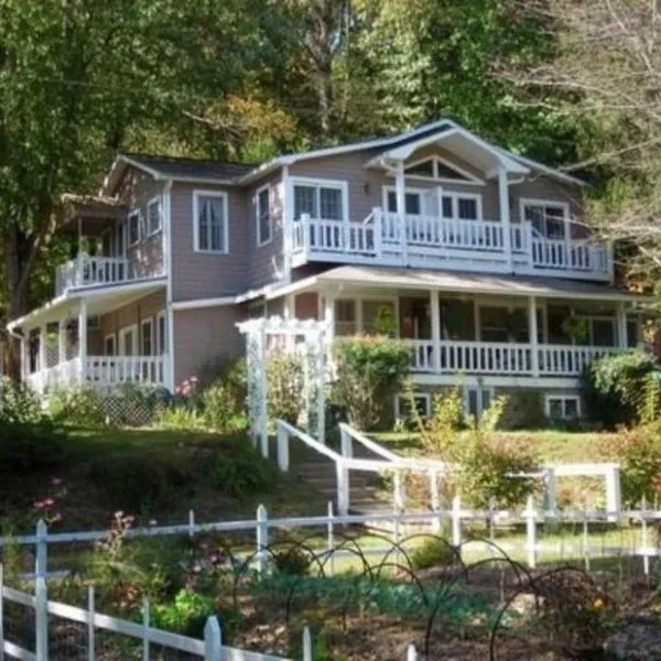 Folkestone Inn, hotel di Bryson City