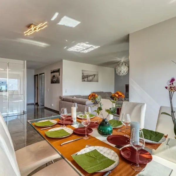 le panorama du lac: Annecy'de bir otel