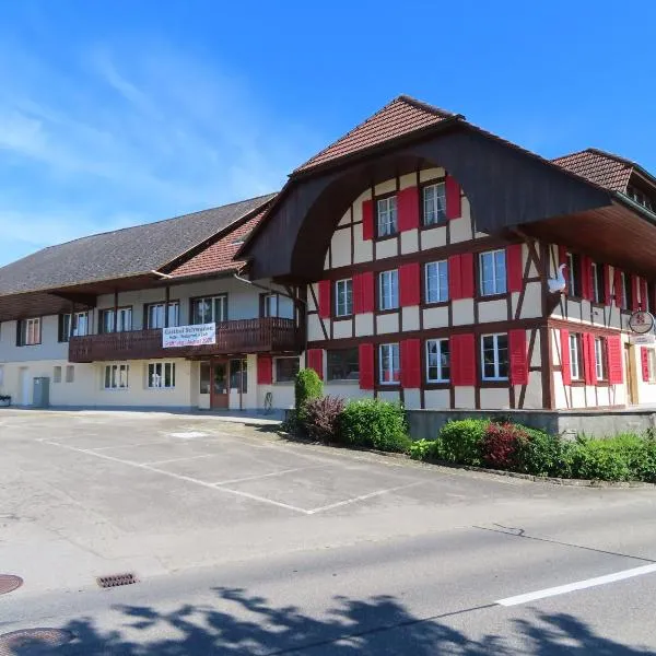 Gasthof Schwanen Radelfingen, hotel en Kallnach
