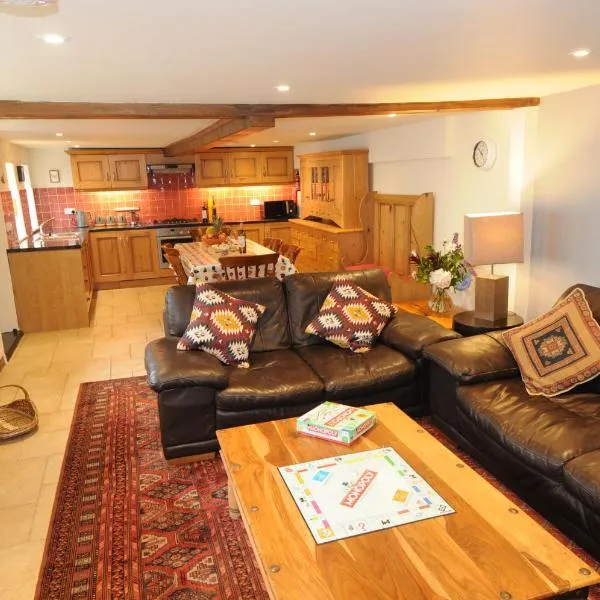 Church Cottage, hotel in Charmouth