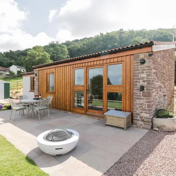 The Comfy Cow, hotel in Usk