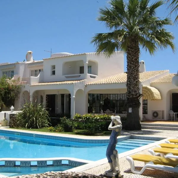 Quinta dos Oliveiras, hotel v destinaci Carvoeiro