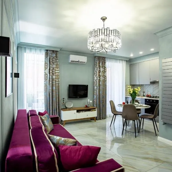Студия-Люкс с двумя спальнями на Соборной, hotel en Mykolaiv