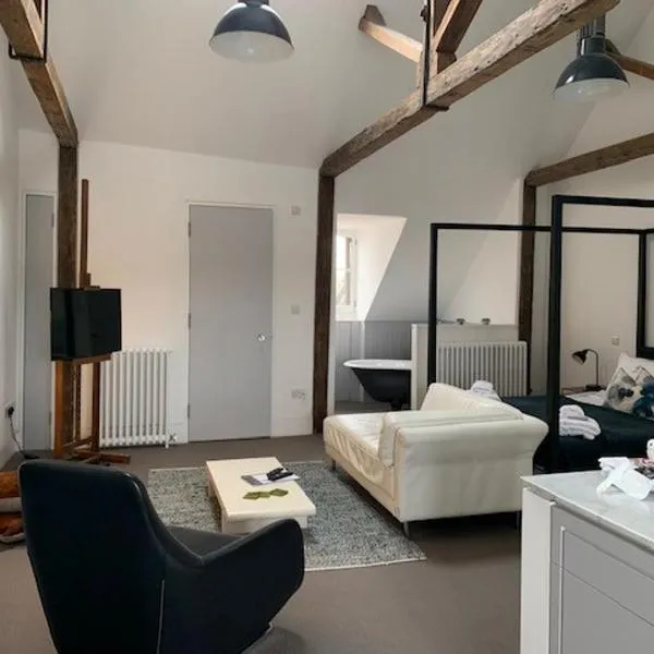 Montys Accommodation、ルイスのホテル