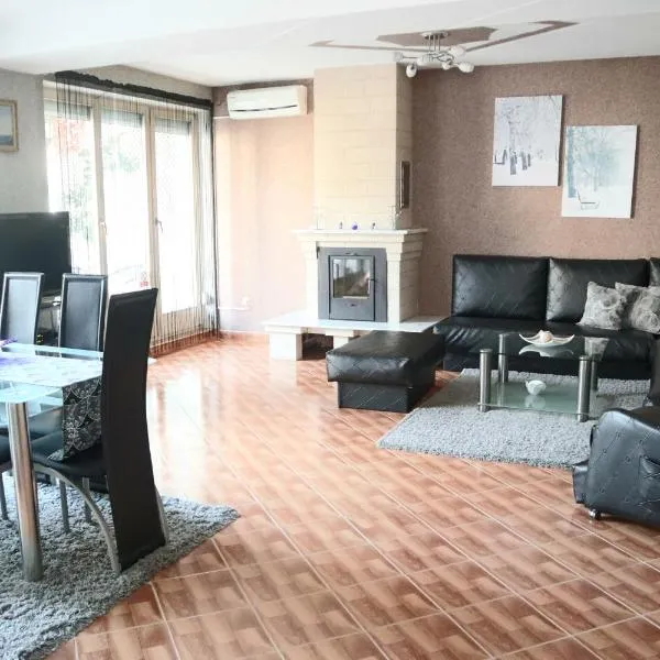 Sobe-Apartmani Modriča, hotel a Modriča