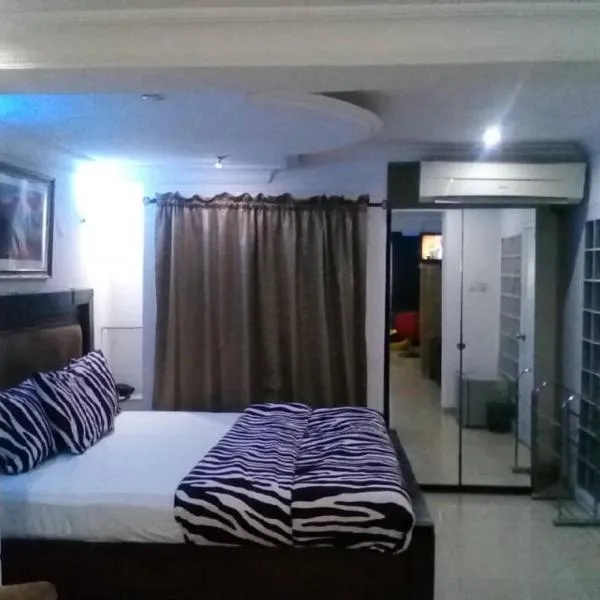 TheoDawn Hotels @ Suite 29, hotel in Ikeja