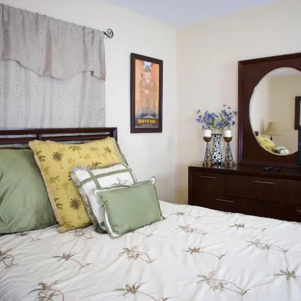 Great Location near Downtown & Airport, hotel in Tampa