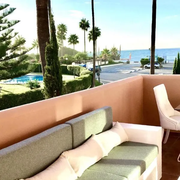 MARBELLA ALICATE BEACHFRONT - Luxury Apartment-2, Hotel in Marbella