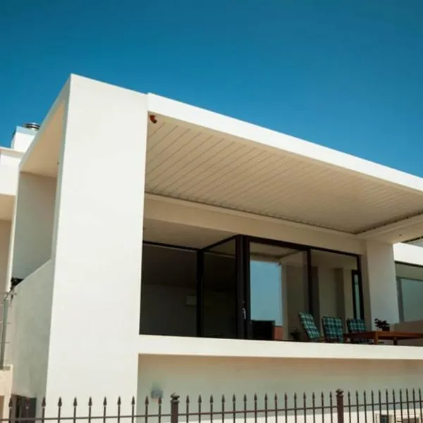 Villa Calypso, hotel v destinaci Palaio Tsifliki