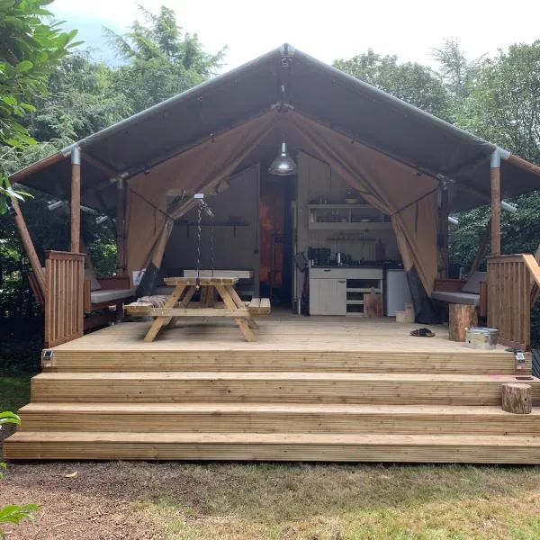 Glamping Wolfskuilen, hotel v destinaci Lieren