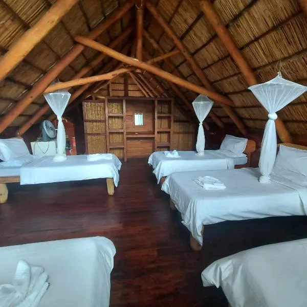 East Africa Safaris, hotel u gradu Chidenguele