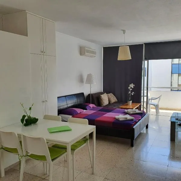 Sea Anemone Apartments, hotel in Paphos City