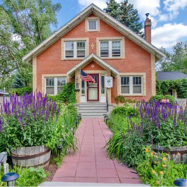 Robins Nest Bed & Breakfast, hotel di Cody