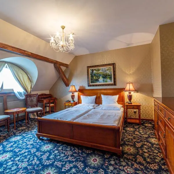 Chateau Zbiroh, hotel ve Zbirohu