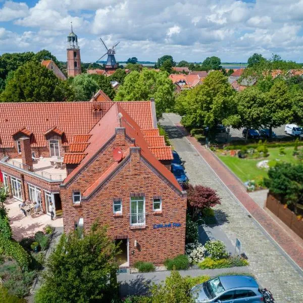 Hotel am Fischerhafen, hotel v destinaci Ditzum