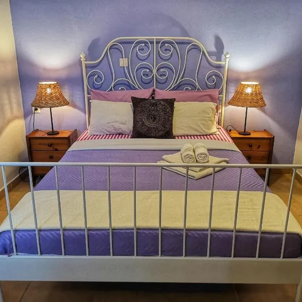 Nikiti Spathies Resort - Ground Apartment at Nikiti Village, hotel en Nikiti