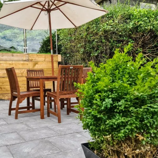 Ty Morgan's Apartments, hotel in Rhayader