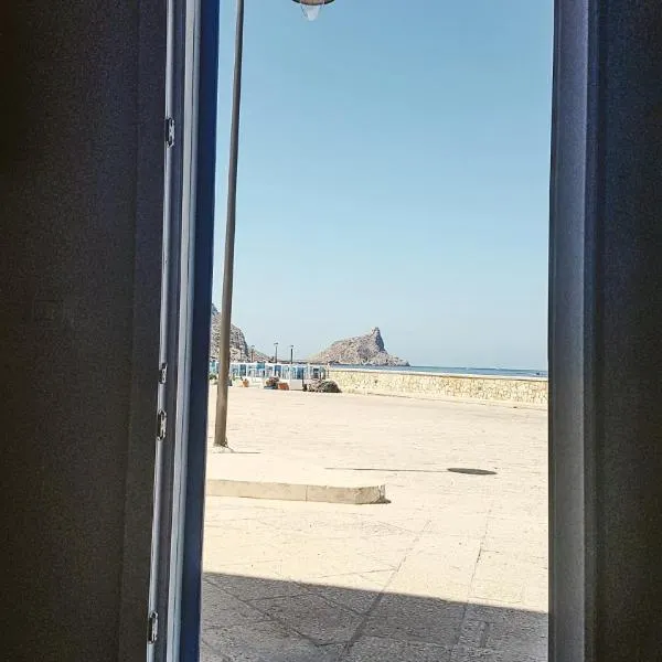 La casa a due passi dal mare, hotel di Marettimo