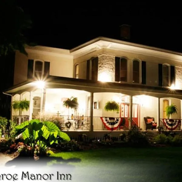 Monroe Manor Inn: South Haven şehrinde bir otel