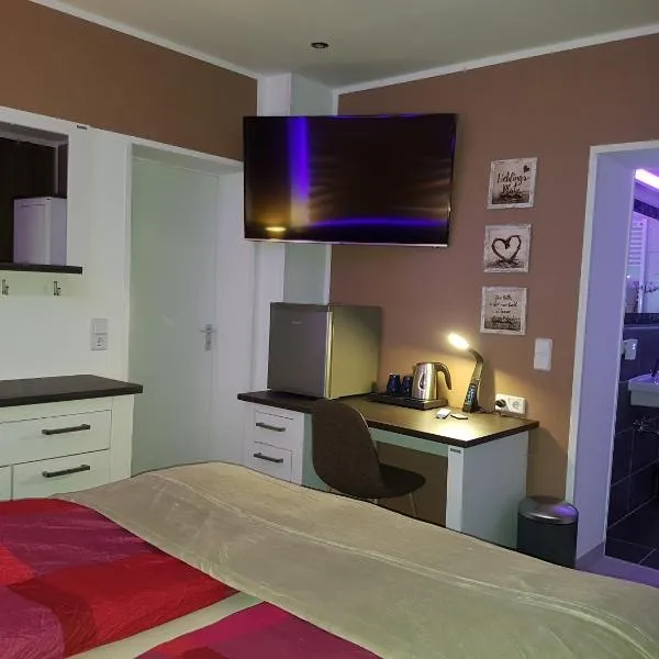 Pension Hoefti, hotel v destinaci Chemnitz