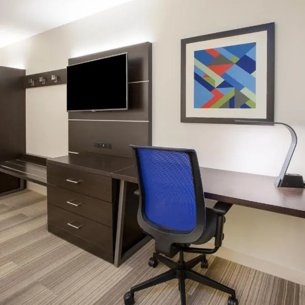 Holiday Inn Express & Suites Troy by IHG, hotel a Troy