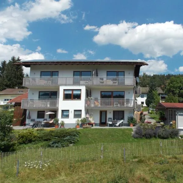 Ferienwohnung Dimpfl-Stad´l Fam. Lemberger, hotel v destinaci Lohberg