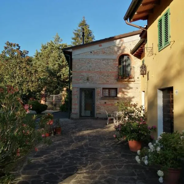 Mugello - casa di campagna, hotel in Villore