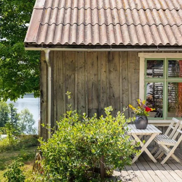 Sustainable and soulful close to lake, hotel v destinaci Gnesta