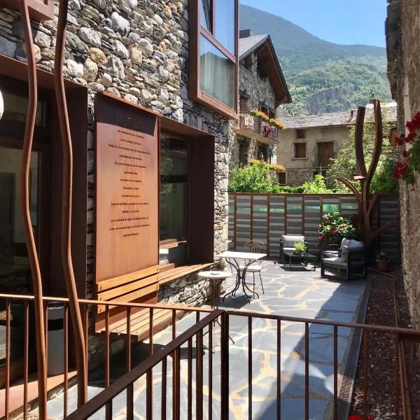 Hotel Boutique La Neu, hotel em Benasque