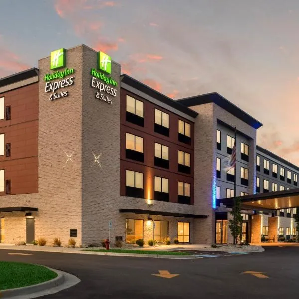 Holiday Inn Express & Suites Racine, an IHG Hotel, hotell i Waterford