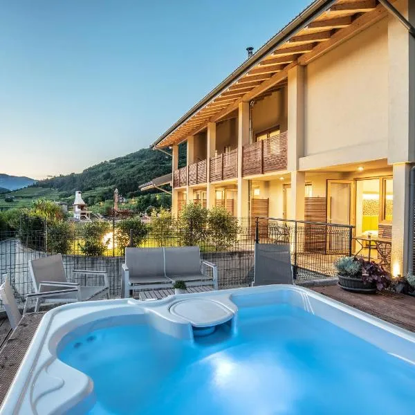Agriturismo Al Maniero, hotel v destinaci Trento
