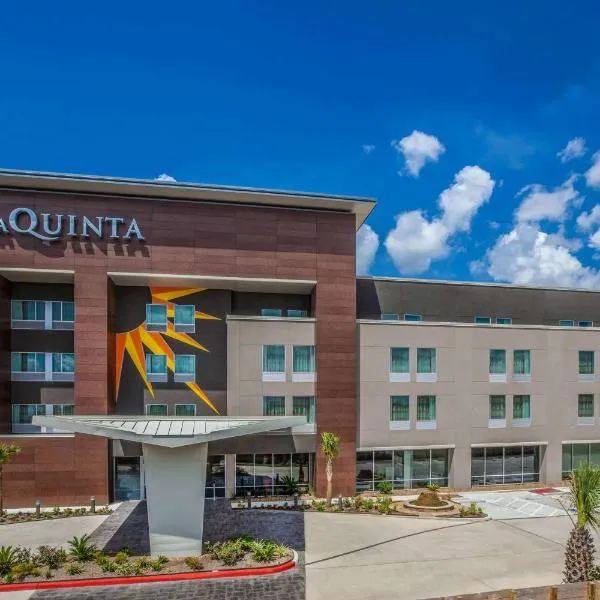 La Quinta by Wyndham Houston East at Sheldon Rd, отель в городе Чаннелвью