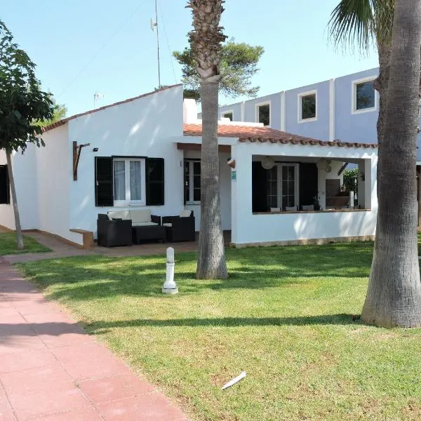 Chalet Cerca de la Playa, hotel v destinaci Cala'n Bosch