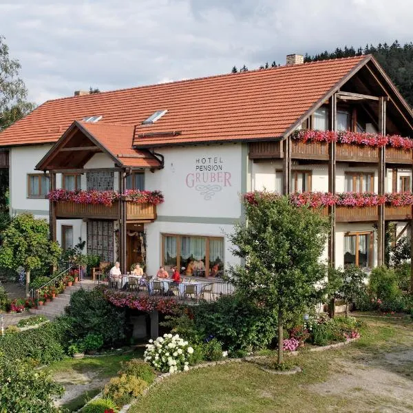Landhotel Gruber, hotel in Zillendorf