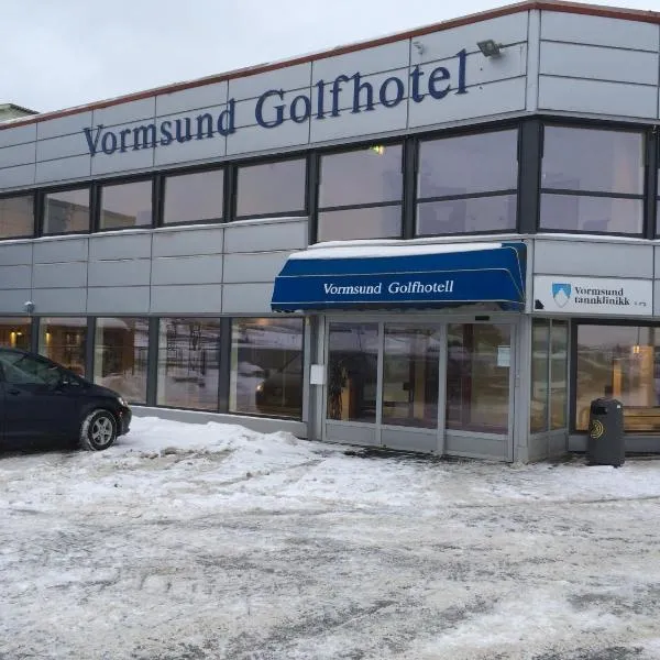 Vormsund Golf Hotell, hôtel à Fenstad