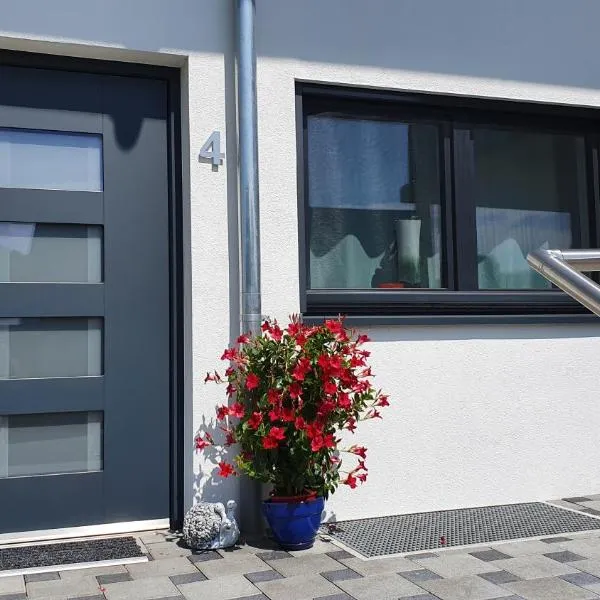 Chambre d'hôte "Minergy"، فندق في Donatyre