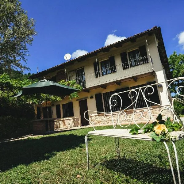 Cascina Flino, ξενοδοχείο σε Diano dʼAlba