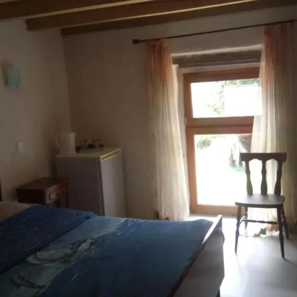 Le Clos Doré Parc, hotel v destinaci Bains-sur-Oust
