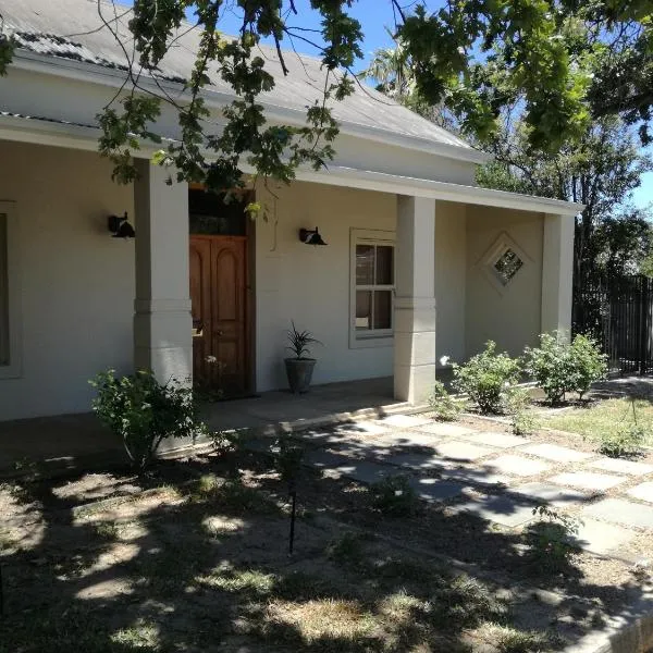 The Apple Blossom Cottage, hotel in Villiersdorp