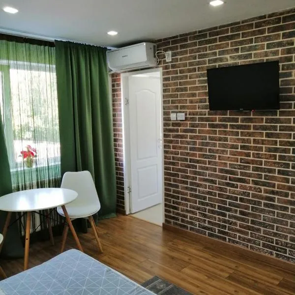 Studio Claudia-self Check-in โรงแรมในเบรยลา