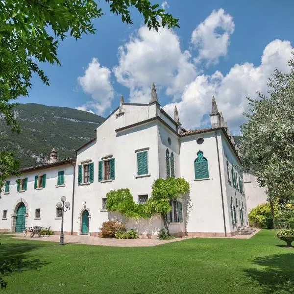 Villa Brignoli, hotel em Rivalta di Brentino