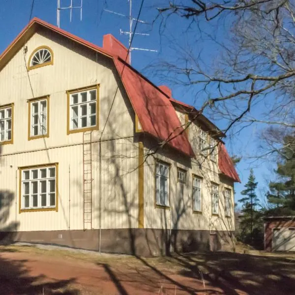 Villa Högbo, hotelli kohteessa Korsö