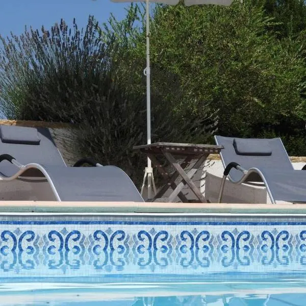 Cazabonne, hotel a Salles